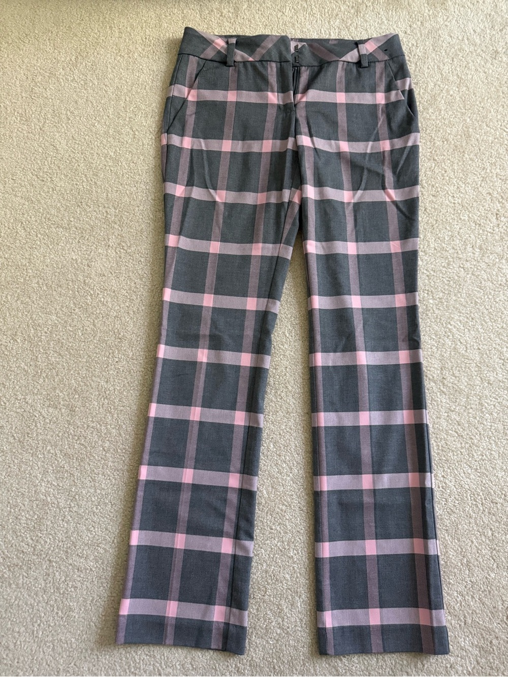 Jones New York Gray and Pink Plaid Straight-Leg Trousers